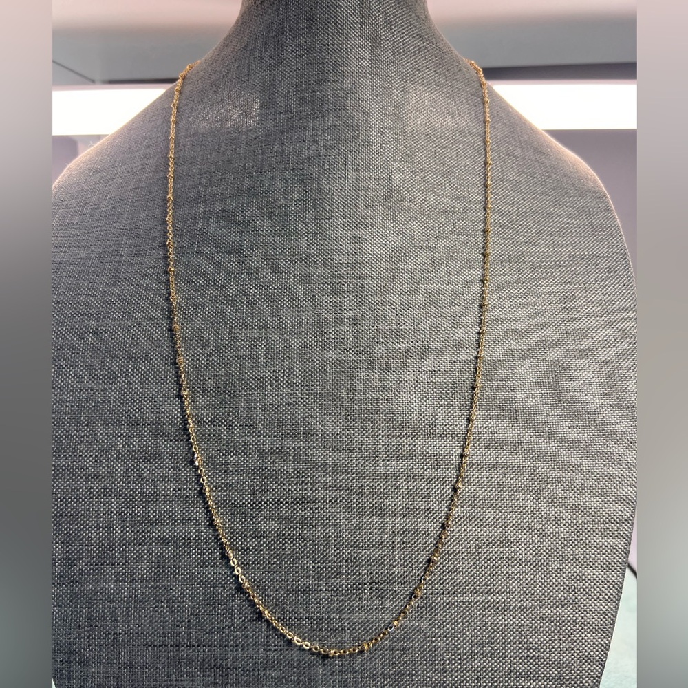 Sophisticated Gold Necklace